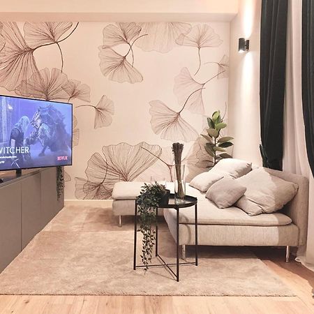 W83 Como Lake House 외부 사진