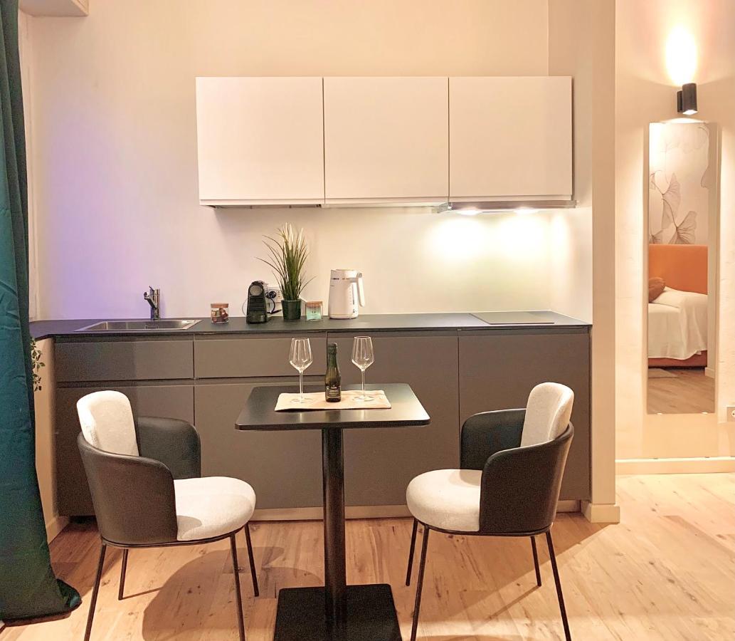 W83 Como Lake House 외부 사진